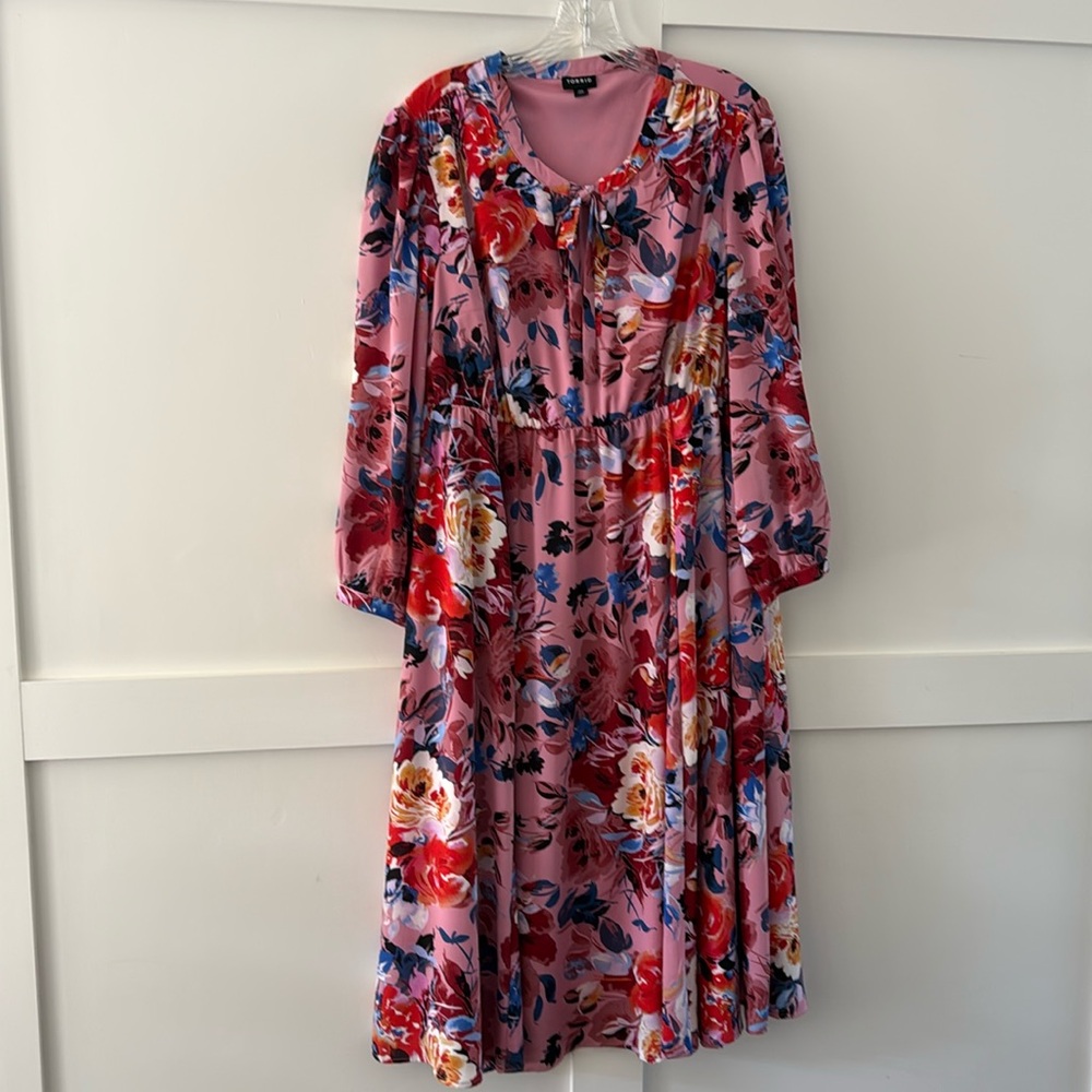 Torrid Size 00 Dress Floral Pattern